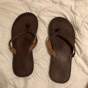 American Eagle sandals size 7